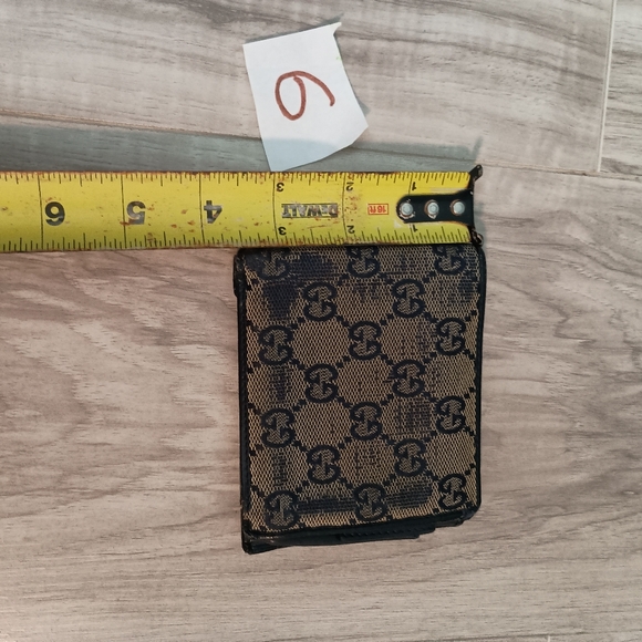 Authentic GUCCI GG Logo PVC Leather Bifold Wallet Auth - Picture 9 of 9